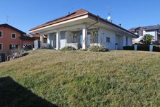 Prestigiosa villa di 384 mq in vendita Via monte bianco, Pombia, Novara, Piemonte