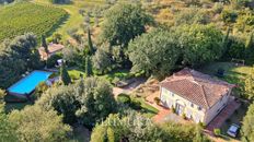 Prestigiosa villa di 300 mq in vendita, Via dei Gambarini, Lucca, Toscana