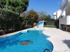 Prestigiosa villa di 400 mq in vendita Bari, Italia