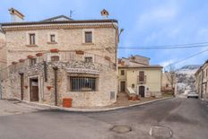 Prestigioso hotel di 1500 mq in vendita Via Antonio Milanetti, Rocca di Mezzo, Abruzzo