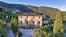 Prestigiosa villa di 1300 mq in vendita, Strada Provinciale Francigena, 1944, Lucca, Toscana