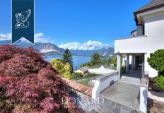 Villa in vendita a Verbania Piemonte Verbano-Cusio-Ossola