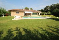 Prestigiosa villa di 549 mq in vendita Piazza Giovanni XXIII, Lazzate, Monza e Brianza, Lombardia