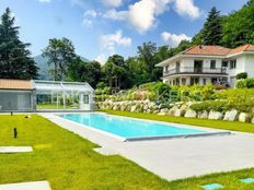 Villa in vendita a Brezzo di Bedero Lombardia Varese
