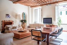 Appartamento di lusso di 240 m² in vendita Lucca, Toscana