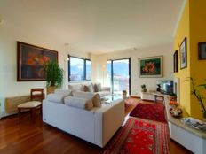 Prestigioso appartamento di 244 m² in vendita Lugano, Ticino