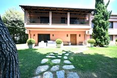 Villa in vendita a Atene Attica Nomarchía Athínas