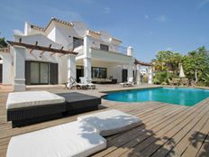 Villa di 700 mq in affitto Marbella, Spagna