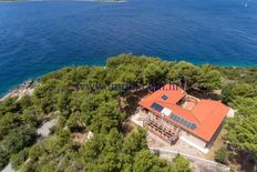 Villa in vendita a Traù Split-Dalmatia Grad Trogir