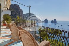 Appartamento di lusso di 100 m² in vendita Capri, Napoli, Campania