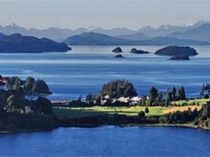 Villa in vendita a San Carlos de Bariloche Río Negro Province Departamento de Bariloche