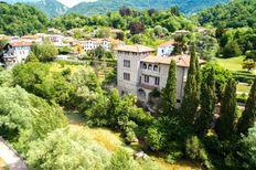 Casa di lusso di 600 mq in vendita Tarcento, Italia