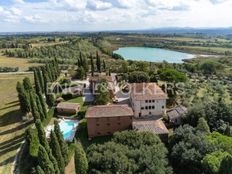Villa di 2000 mq in vendita Sinalunga, Italia