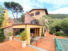 Prestigiosa villa di 300 mq in vendita, Via Spazzavento Prima, Lucca, Toscana