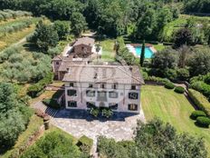 Prestigiosa villa di 1158 mq in vendita Lucca, Toscana