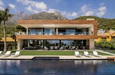 Prestigiosa villa di 2315 mq in vendita, Marbella, Andalusia