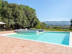 Prestigiosa villa di 600 mq in vendita Arezzo, Italia