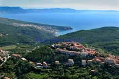 Albergo in vendita a Albona Istria Grad Labin