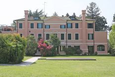 Villa di 800 mq in vendita Treviso, Italia