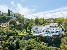 Prestigiosa villa di 1041 mq in vendita Marbella, Spagna