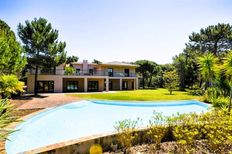 Prestigiosa villa di 810 mq in affitto Cascais, Lisbona