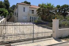 Casa Unifamiliare in vendita a San Pietro di Brazza Split-Dalmatia Grad Supetar