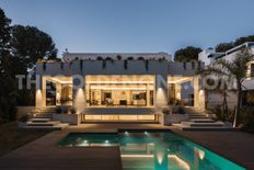 Prestigiosa villa di 616 mq in vendita Marbella, Spagna