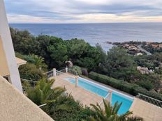 Villa in vendita a Roquebrune-sur-Argens Provenza-Alpi-Costa Azzurra Var