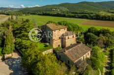 Lussuoso casale in vendita Via Fusaiola, Corciano, Corciano, Perugia, Umbria