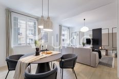 Appartamento di prestigio di 75 m² in affitto 19 Rue Saint Saëns, Parigi, Île-de-France