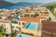 Duplex di prestigio di 242 mq in vendita Castelnuovo di Cattaro, Opština Herceg Novi