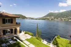 Villa in vendita Como, Italia