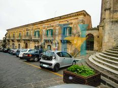 Palazzo in vendita a Palazzolo Acreide Sicilia Siracusa