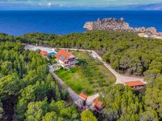 Villa in vendita a Loutráki Peloponnese Nomós Korinthías