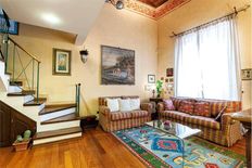 Casa di 550 mq in vendita Spoleto, Italia