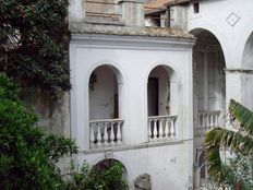 Palazzo di 1000 m² in vendita Teano, Campania