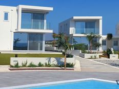 Villa di 441 mq in vendita Coral Bay, Cipro