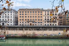 Prestigioso appartamento di 207 m² in vendita Roma, Italia