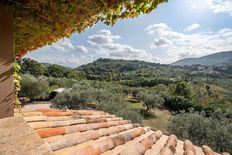 Esclusiva villa di 441 mq in vendita Toffia, Lazio