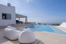 Prestigiosa villa di 398 mq in vendita, Castrignano del Capo, Italia