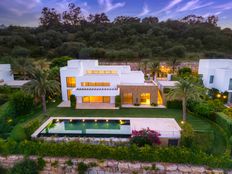 Prestigiosa Casa Indipendente di 655 mq in vendita Playa Duque Marbella, Spagna