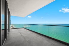 Appartamento di lusso di 270 m² in vendita Hallandale Beach, Stati Uniti