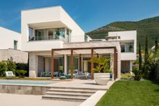 Villa in vendita a Castelnuovo di Cattaro Herceg Novi 