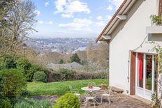 Casa Unifamiliare in vendita a La Celle-Saint-Cloud Île-de-France Yvelines