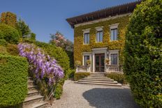 Casa Unifamiliare in vendita a Verbania Piemonte Verbano-Cusio-Ossola