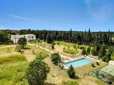 Casa Indipendente in vendita Arles, Provenza-Alpi-Costa Azzurra