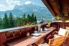 Prestigiosa Casa Indipendente di 900 mq in affitto Cortina d\'Ampezzo, Italia