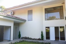 Prestigiosa Casa Indipendente di 366 mq in vendita Escazú, Costa Rica