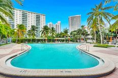 Appartamento in affitto mensile a Sunny Isles Beach Florida Miami-Dade County