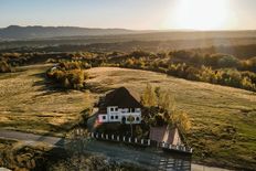 Casa Indipendente di 600 mq in vendita Horezu, Romania